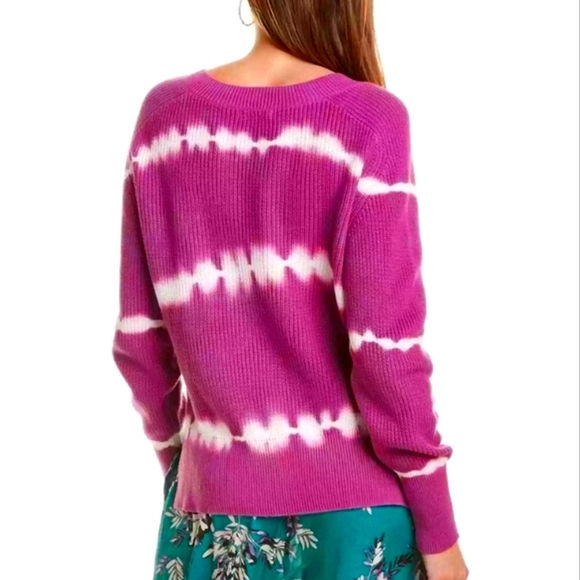 Johnny Was Cable Knit V-neck Tie Dye Purple Sweater - Picture 3 of 9